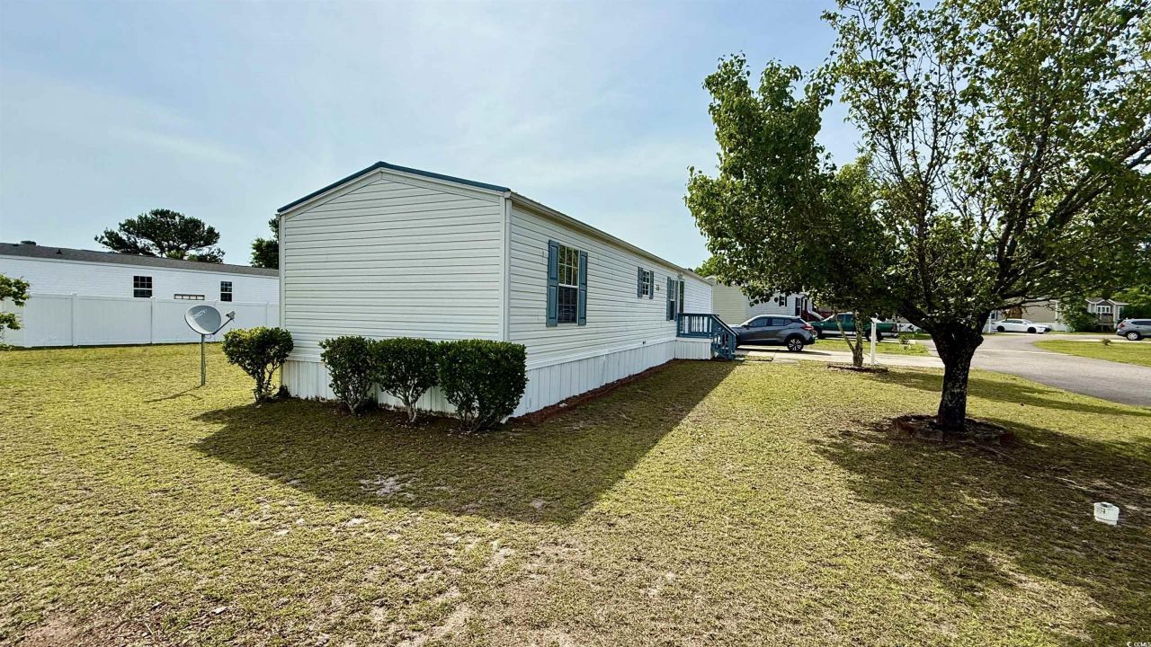 1056 Hunter Way Photo 34