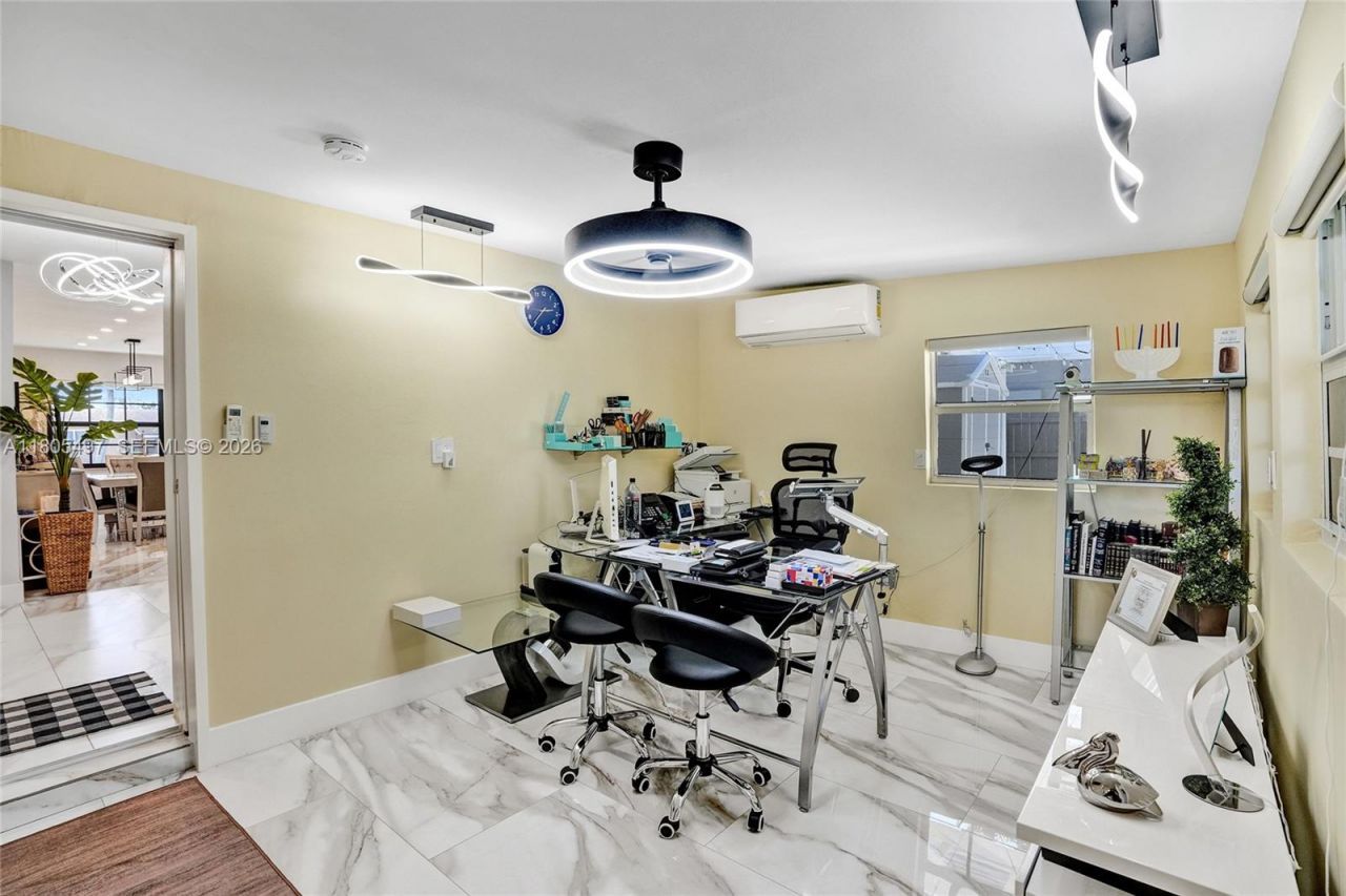 6761 Allen St, Hollywood, FL 33024 Photo