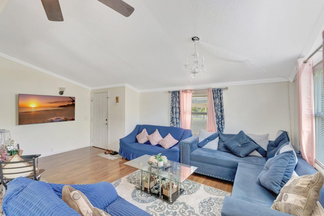 3935 Chickasha Road, Atlantis, FL 33462 Photo