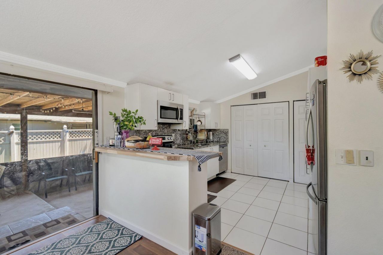 3935 Chickasha Road, Atlantis, FL 33462 Photo