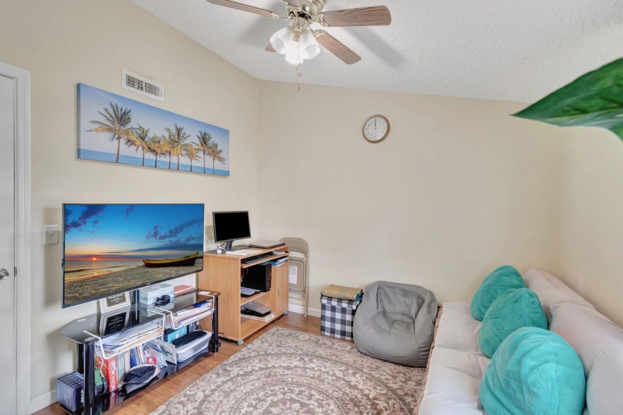 3935 Chickasha Road, Atlantis, FL 33462 Photo