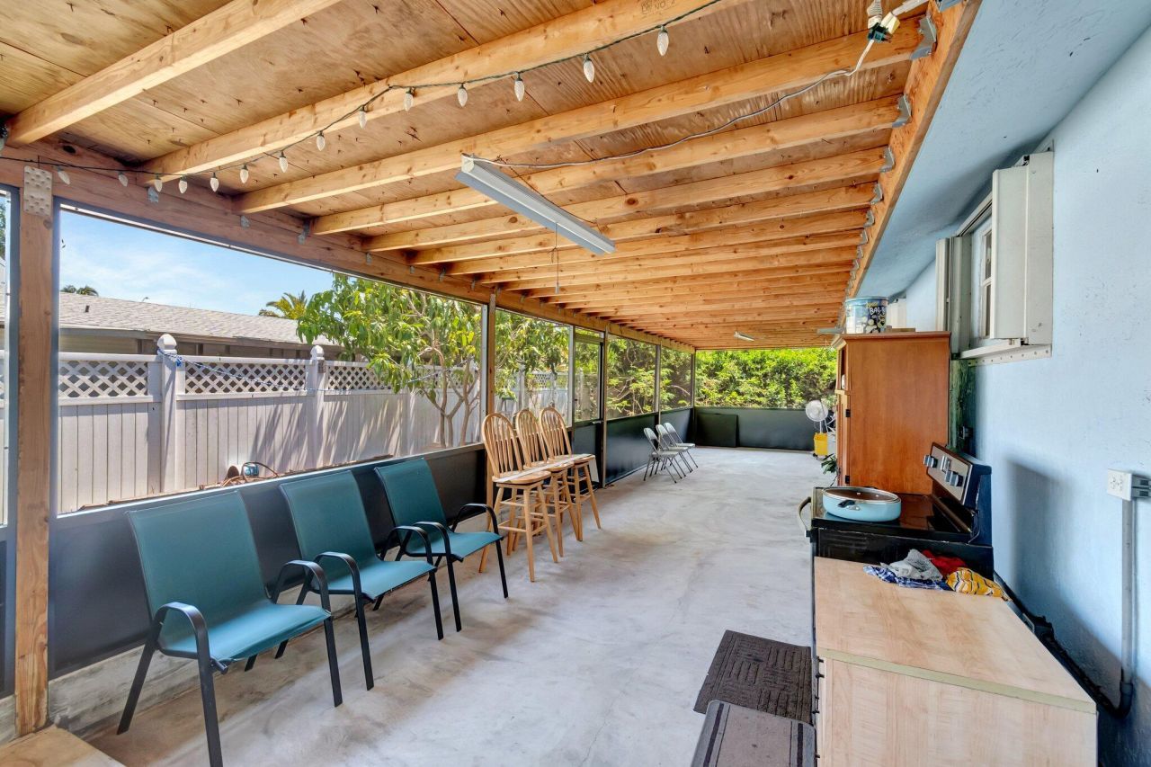 3935 Chickasha Road, Atlantis, FL 33462 Photo