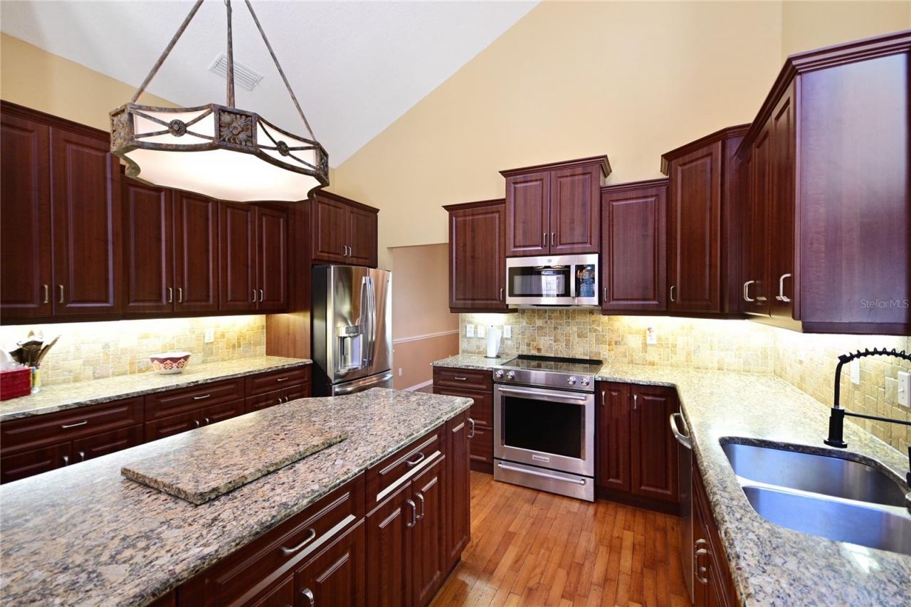 682 Ferncliff Drive, Port Orange, FL 32127 Photo