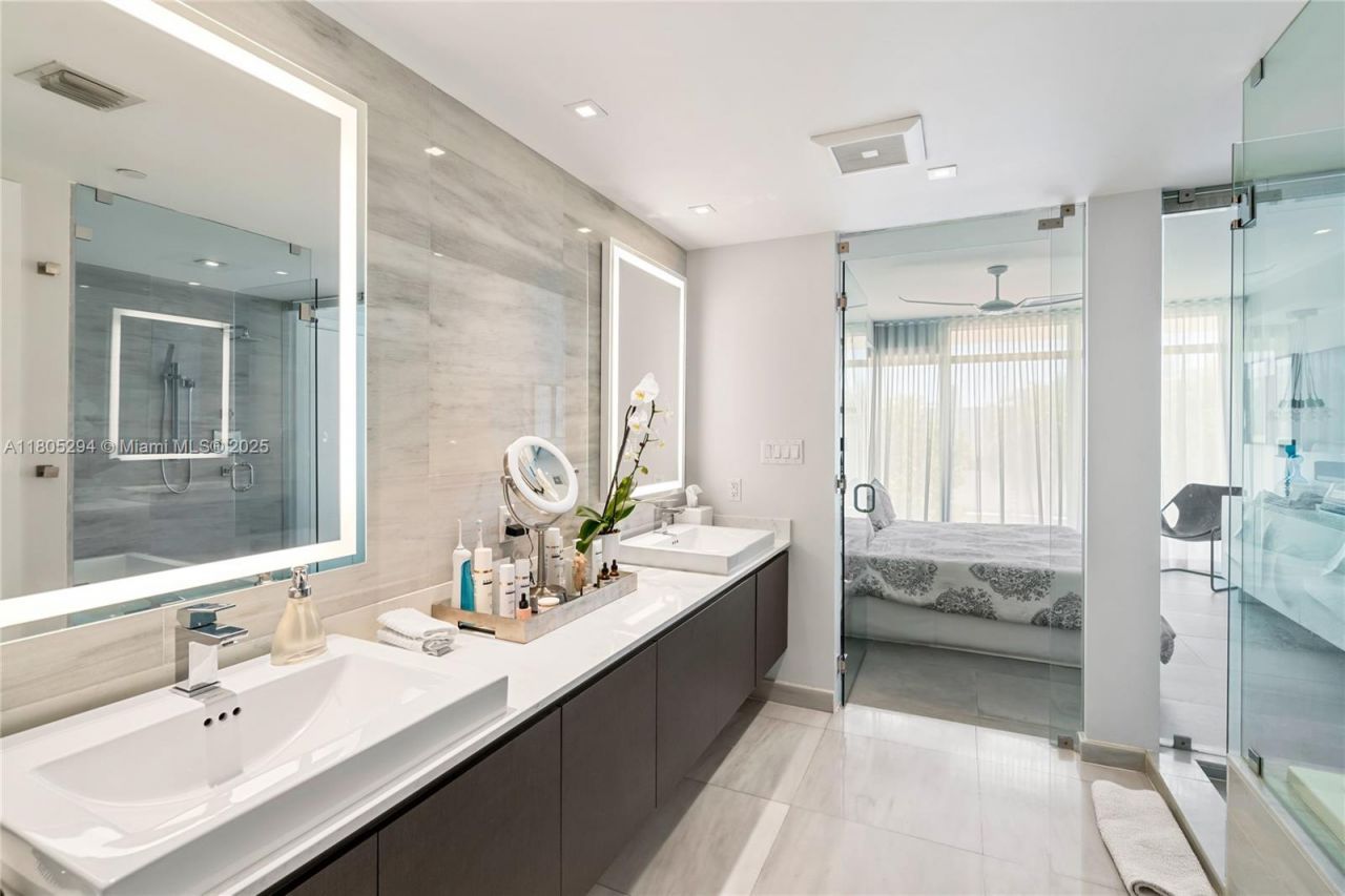 1201 20th St, Unit 314, Miami Beach, FL 33139 Photo