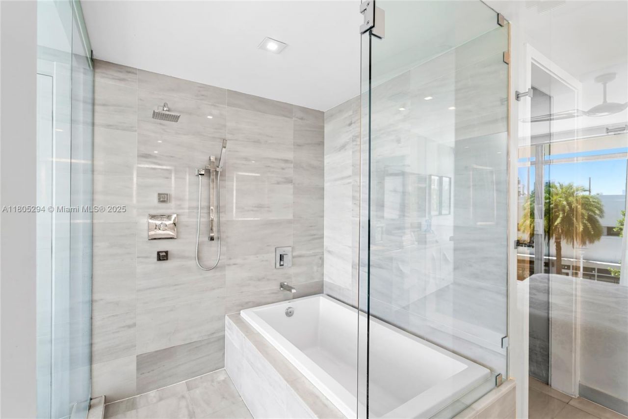 1201 20th St, Unit 314, Miami Beach, FL 33139 Photo