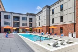 601 Meeting Street photo 4