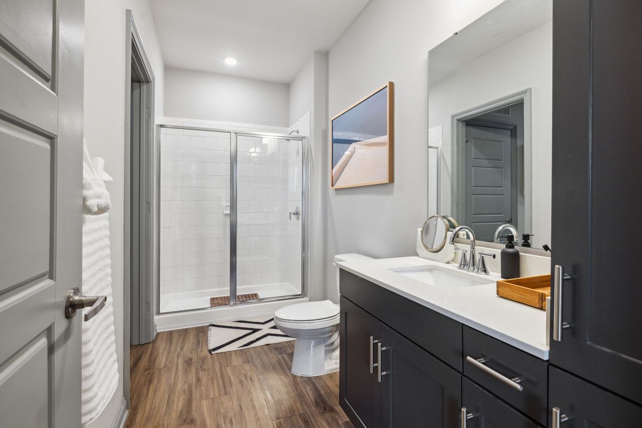 601 Meeting Street Photo 26