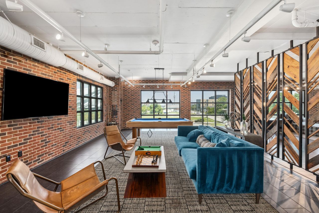 601 Meeting Street Photo 15