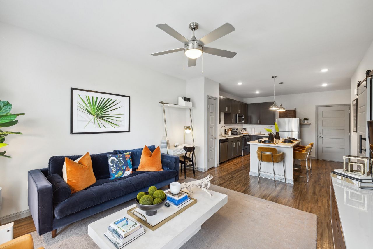 601 Meeting Street Photo 31