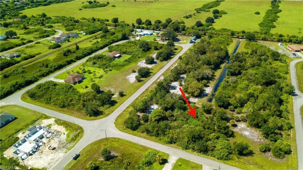 392 Carrillon Ave S, Lehigh Acres, FL 33974 Photo