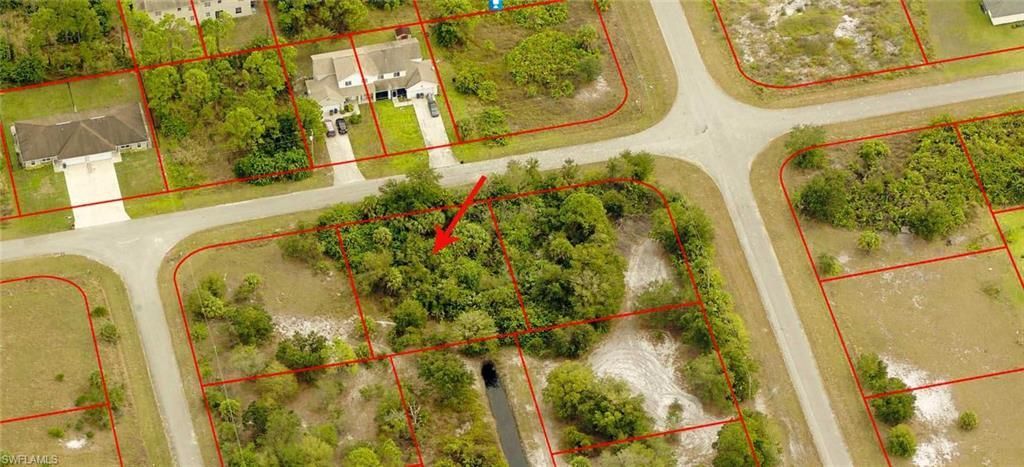 392 Carrillon Ave S, Lehigh Acres, FL 33974 Photo