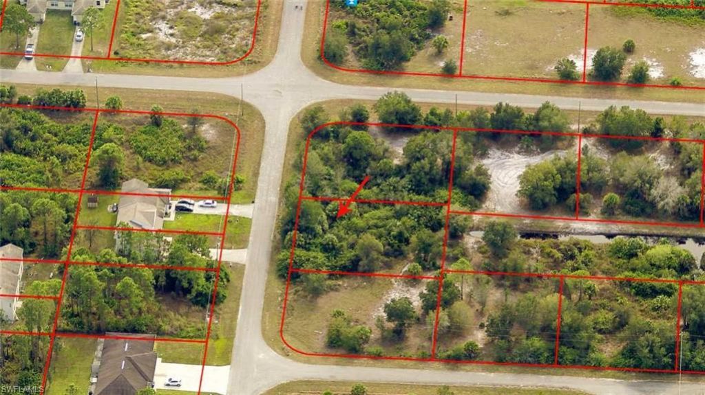392 Carrillon Ave S, Lehigh Acres, FL 33974 Photo