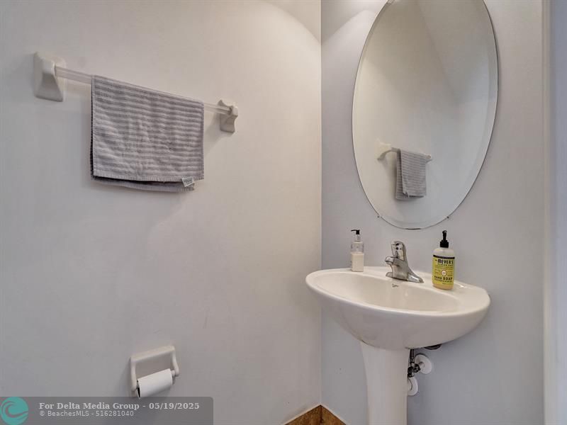 5810 Hampton Hills Boulevard, Tamarac, FL 33321 Photo