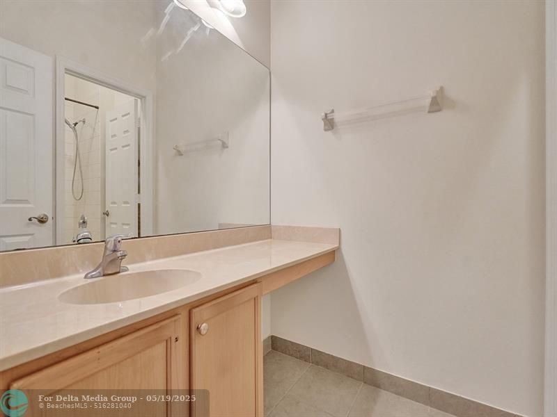 5810 Hampton Hills Boulevard, Tamarac, FL 33321 Photo