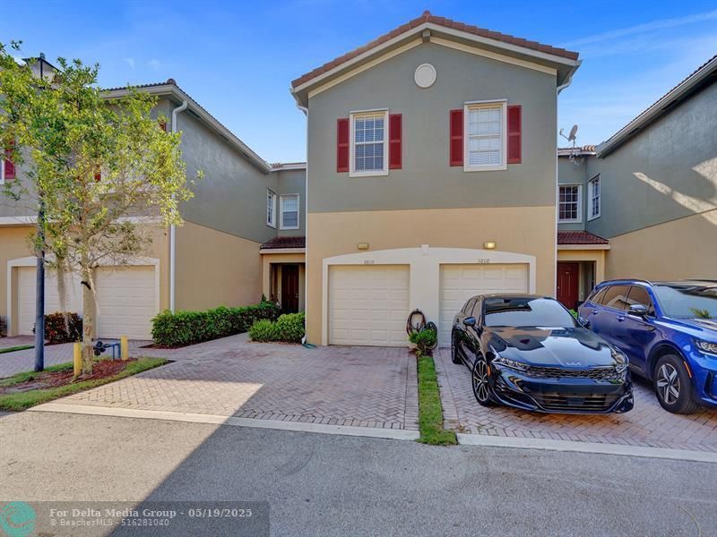 5810 Hampton Hills Boulevard, Tamarac, FL 33321 Photo