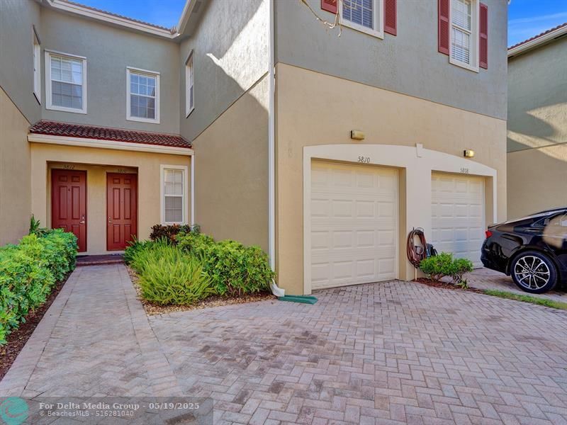 5810 Hampton Hills Boulevard, Tamarac, FL 33321 Photo