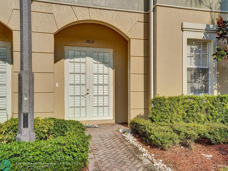 5810 Hampton Hills Boulevard, Tamarac, FL 33321 Photo