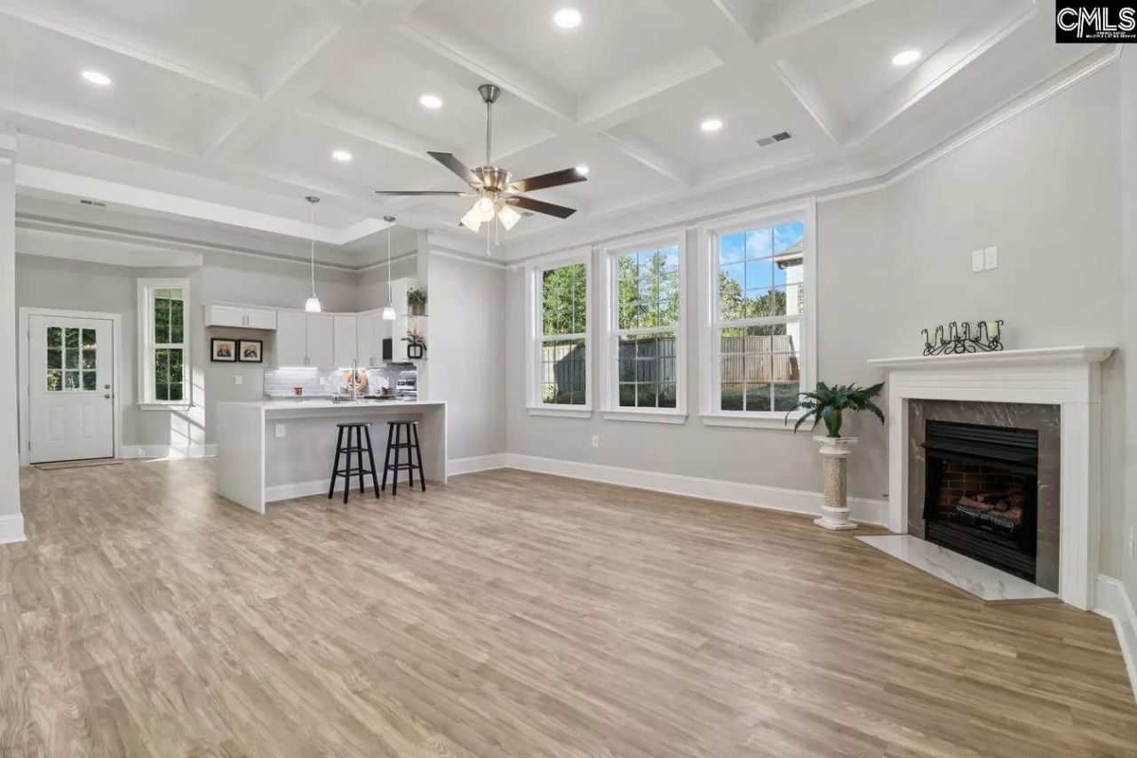 10 Saints Creek Place Photo 14