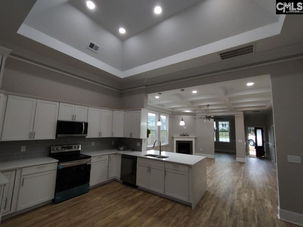 10 Saints Creek Place Photo 24