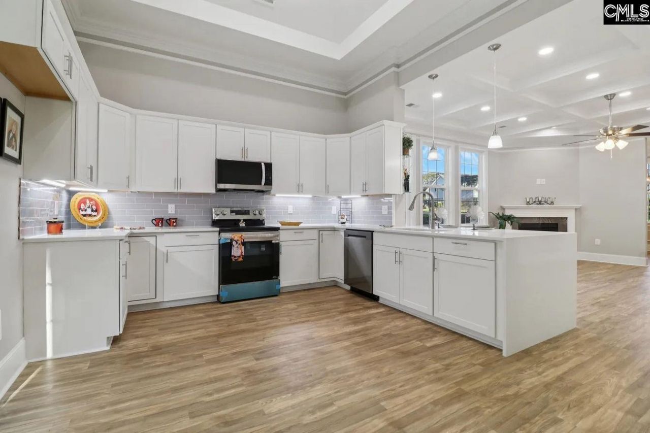 10 Saints Creek Place Photo 27