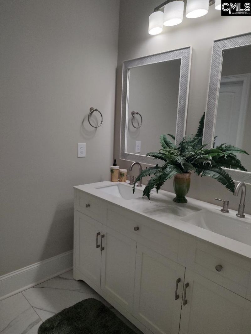 10 Saints Creek Place Photo 45