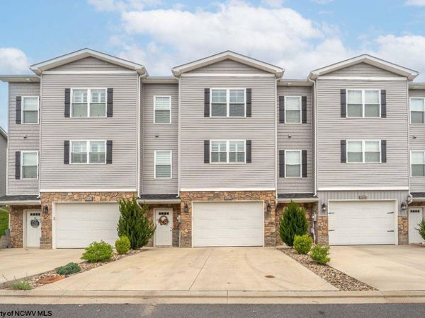 2052 Mountain Ash Lane, Morgantown, WV 26501