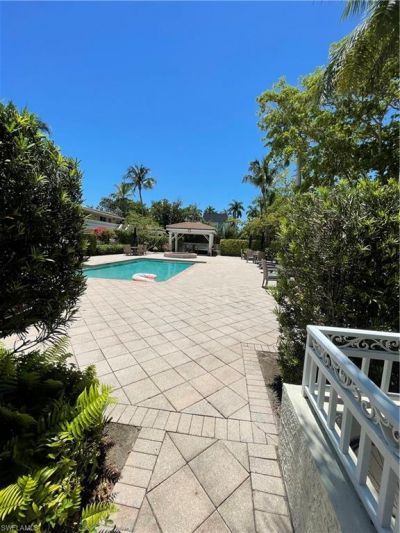 980 7th Ave S, Unit 104, Naples, FL 34102 Photo