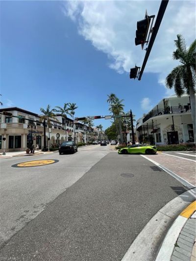 980 7th Ave S, Unit 104, Naples, FL 34102 Photo