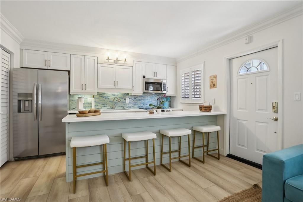 980 7th Ave S, Unit 104, Naples, FL 34102 Photo