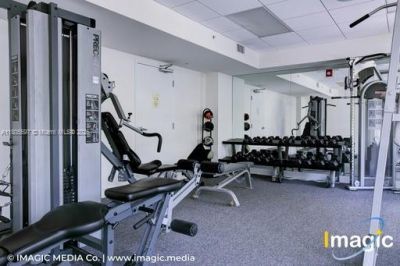 720 NE 62nd St, Unit 402, Miami, FL 33138 Photo