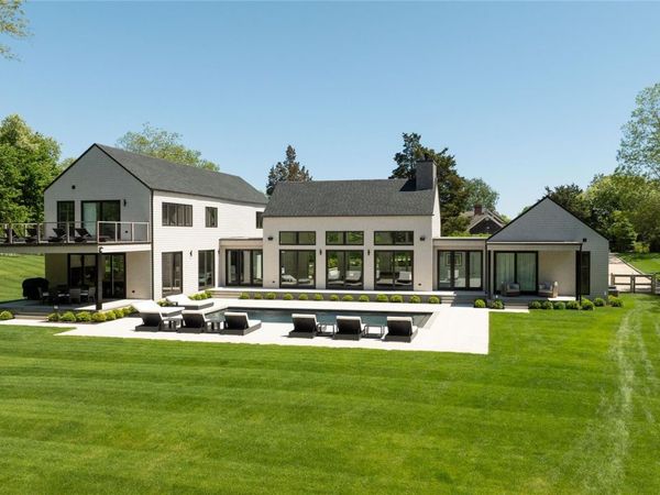 100 S Ferry Road, Shelter Island, NY 11964