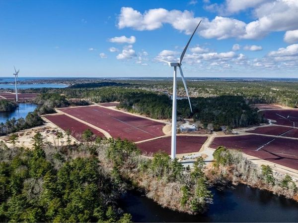 810 Head Of The Bay Rd, Plymouth, MA 02360