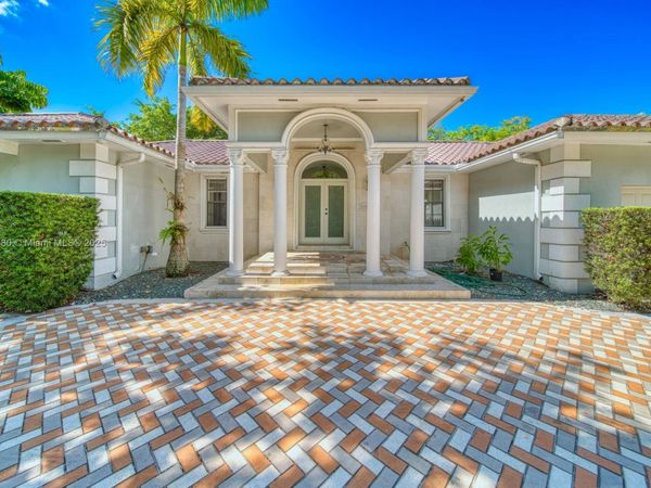1442 Coruna Ave, Coral Gables, FL 33156
