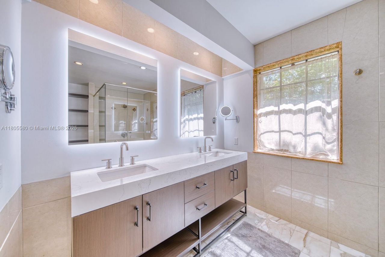 1442 Coruna Ave, Coral Gables, FL 33156 Photo