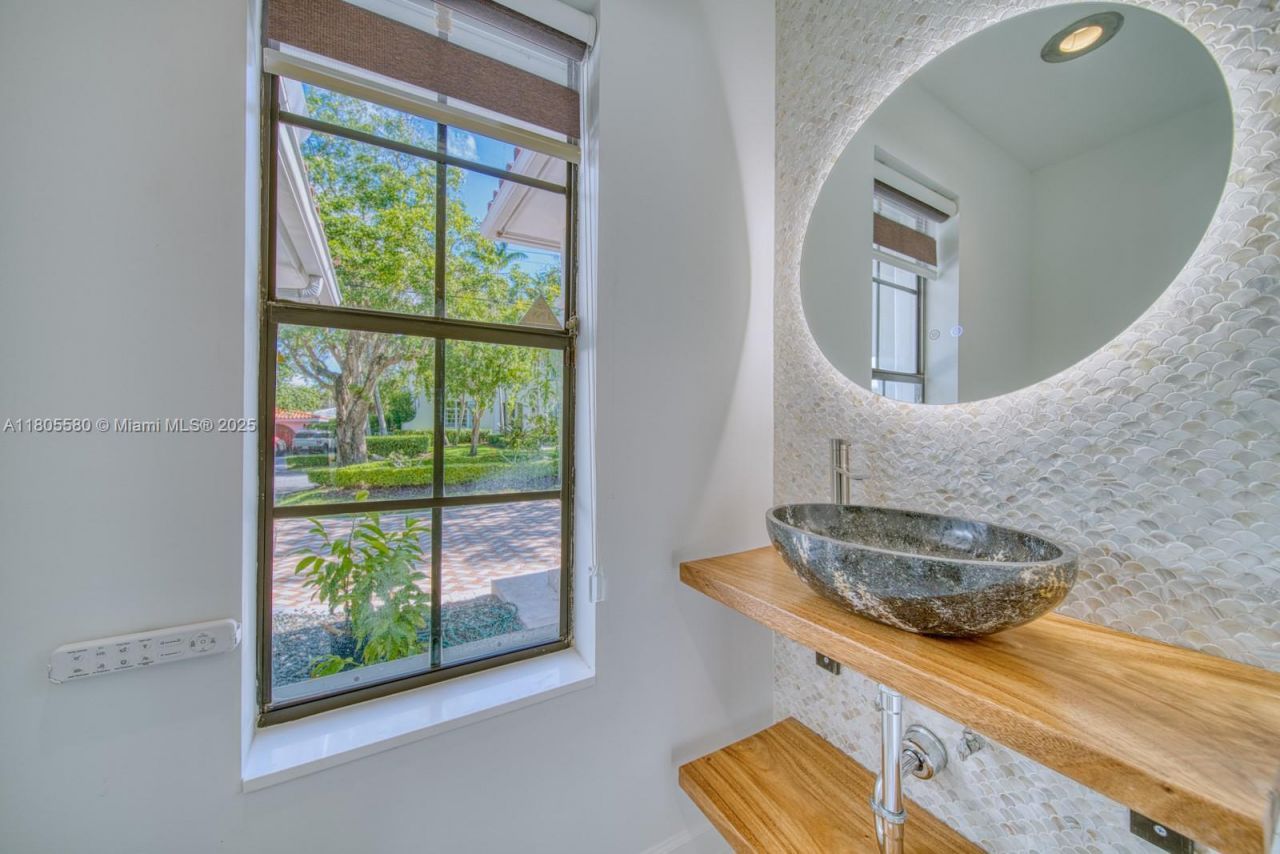 1442 Coruna Ave, Coral Gables, FL 33156 Photo