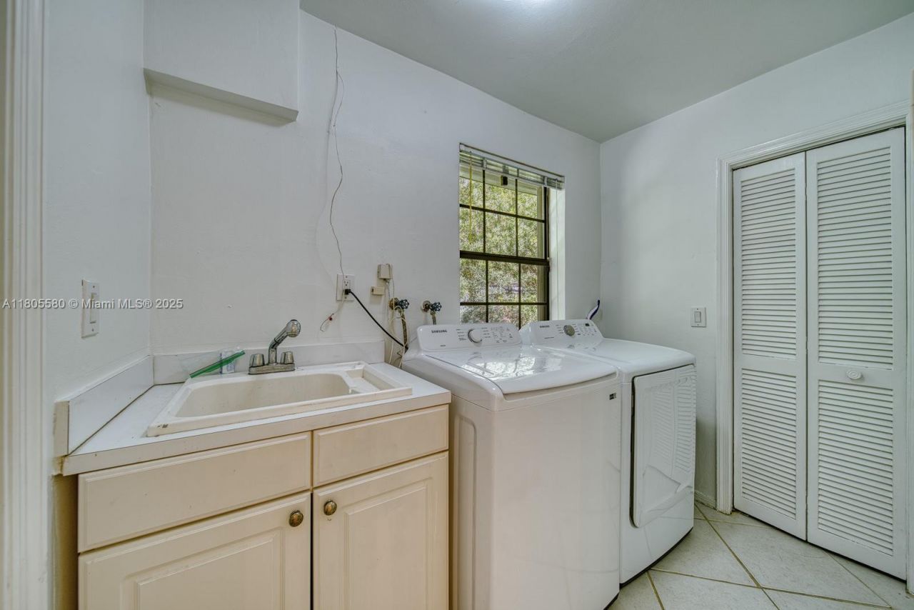 1442 Coruna Ave, Coral Gables, FL 33156 Photo