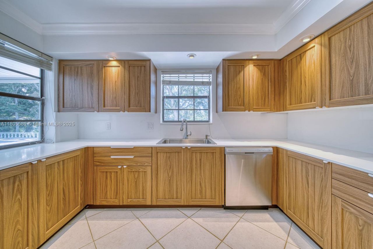 1442 Coruna Ave, Coral Gables, FL 33156 Photo