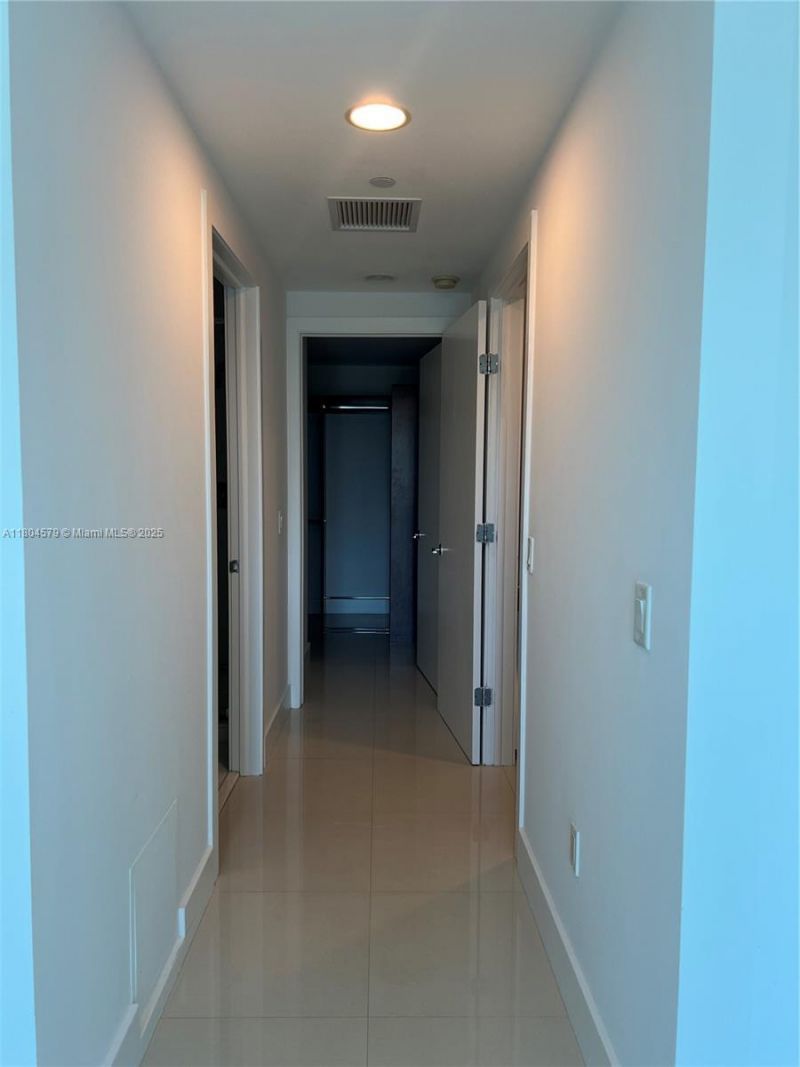 2950 NE 188th St, Unit 444, Aventura, FL 33180 Photo