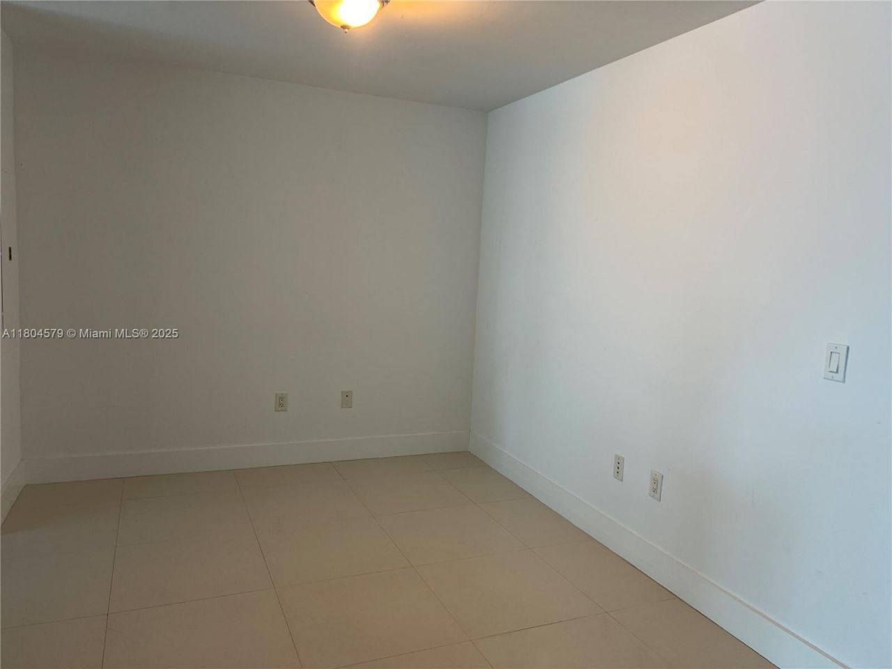 2950 NE 188th St, Unit 444, Aventura, FL 33180 Photo