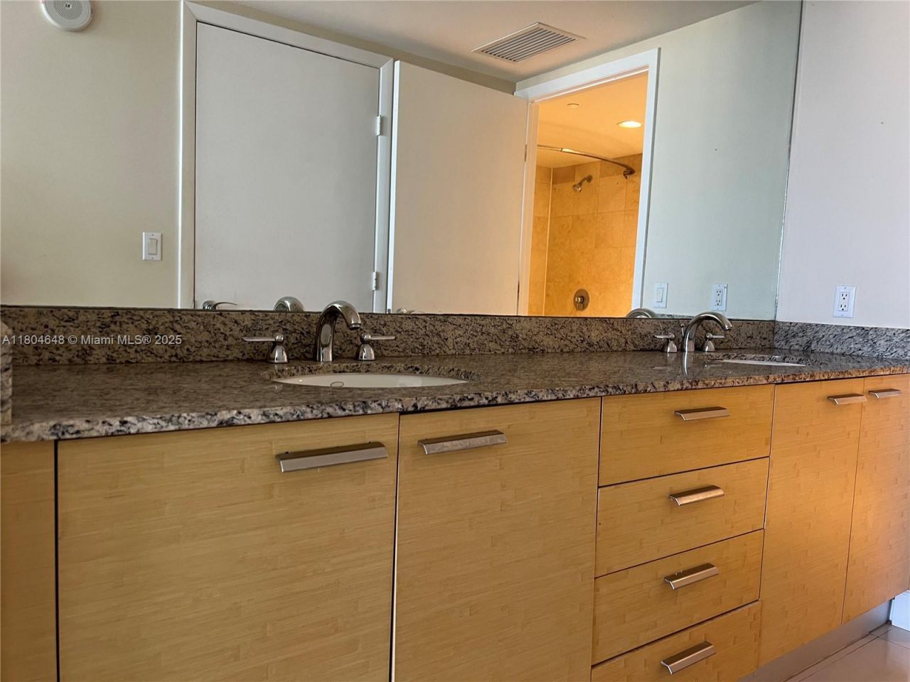 1800 S Ocean Dr, Unit 2006, Hallandale Beach, FL 33009 Photo