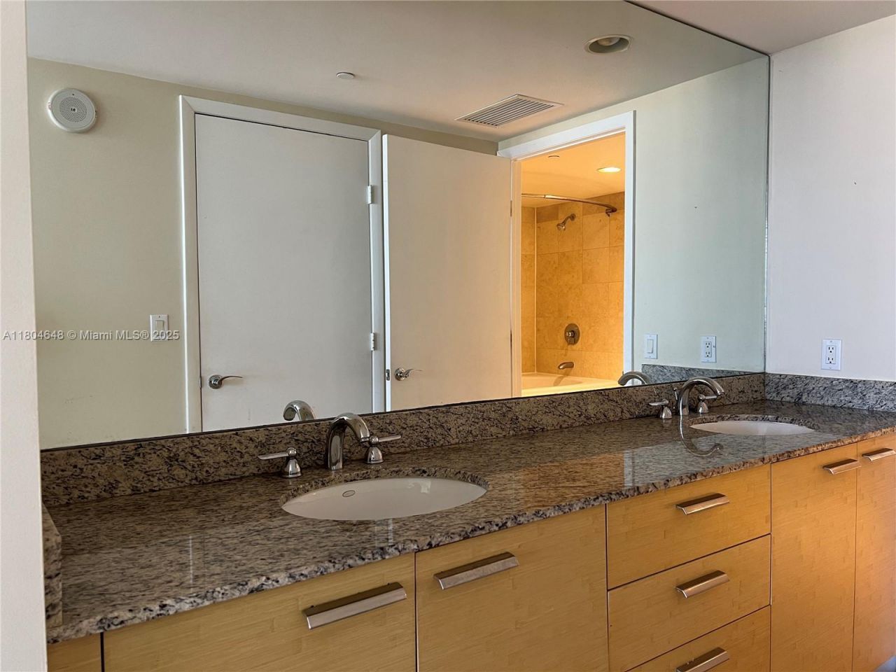 1800 S Ocean Dr, Unit 2006, Hallandale Beach, FL 33009 Photo