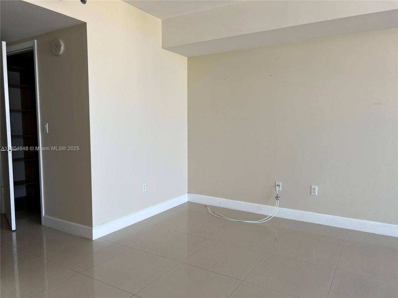 1800 S Ocean Dr, Unit 2006, Hallandale Beach, FL 33009 Photo