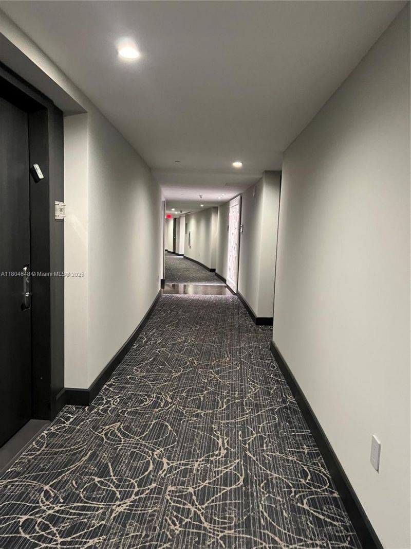 1800 S Ocean Dr, Unit 2006, Hallandale Beach, FL 33009 Photo