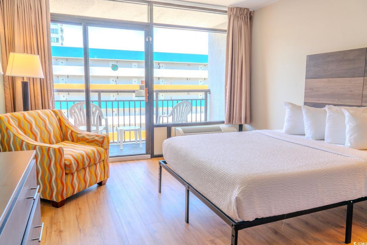 1501 S Ocean Blvd. Photo 8