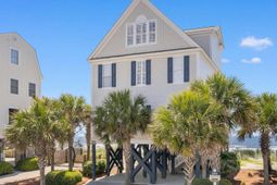 703 S Waccamaw Dr. photo 4