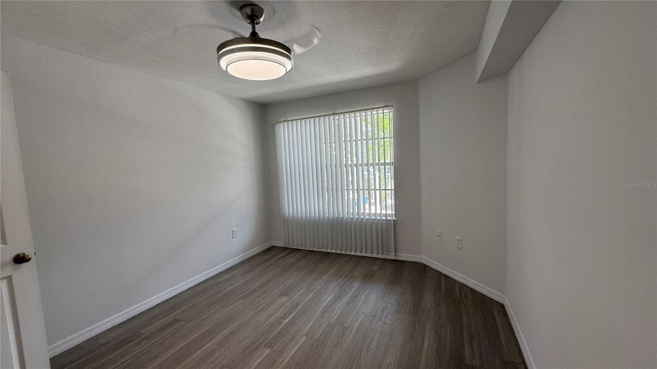 850 S Tamiami Trail, Unit 401, Sarasota, FL 34236 Photo