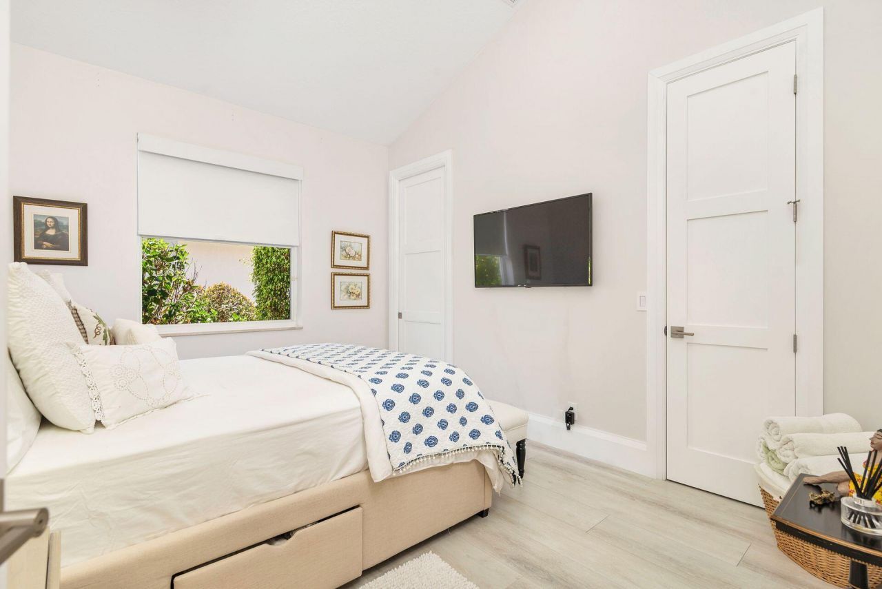 8270 Bob O Link Drive, West Palm Beach, FL 33412 Photo