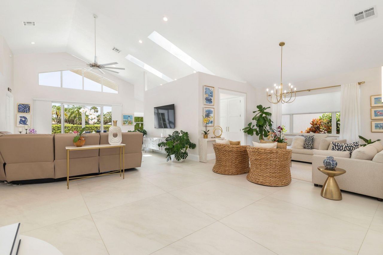 8270 Bob O Link Drive, West Palm Beach, FL 33412 Photo