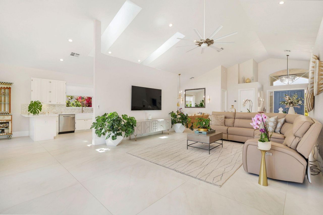 8270 Bob O Link Drive, West Palm Beach, FL 33412 Photo