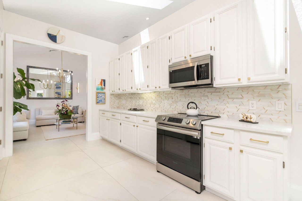 8270 Bob O Link Drive, West Palm Beach, FL 33412 Photo